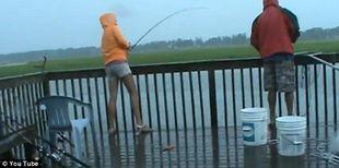 大鱼上钩视频,惊心动魄的垂钓瞬间