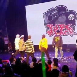 双面舞蹈视频,揭秘舞蹈视频中的双重艺术世界