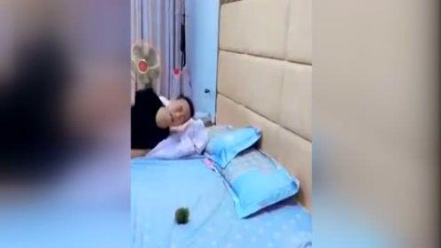 猪猪搞笑视频,萌态百出，笑料连连